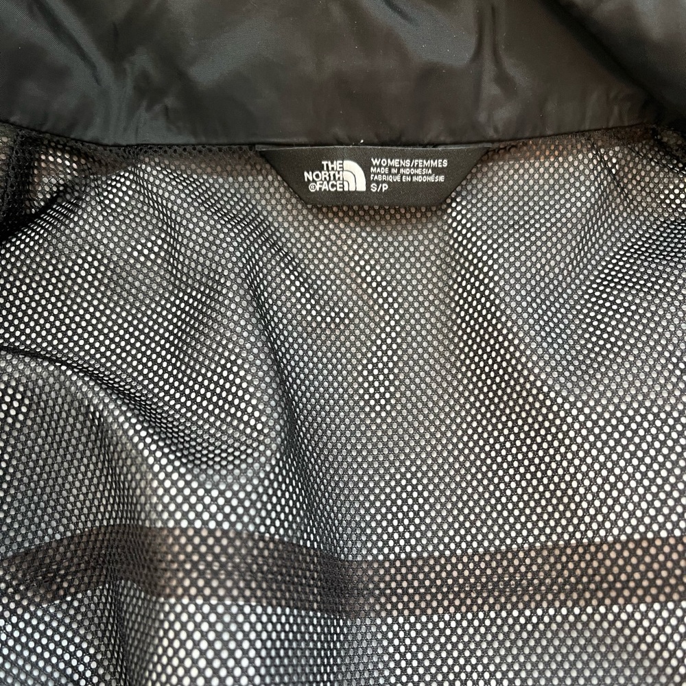 The North Face Women’s Dryvent Black Waterproof Jacket | size S - Picture 4 of 6